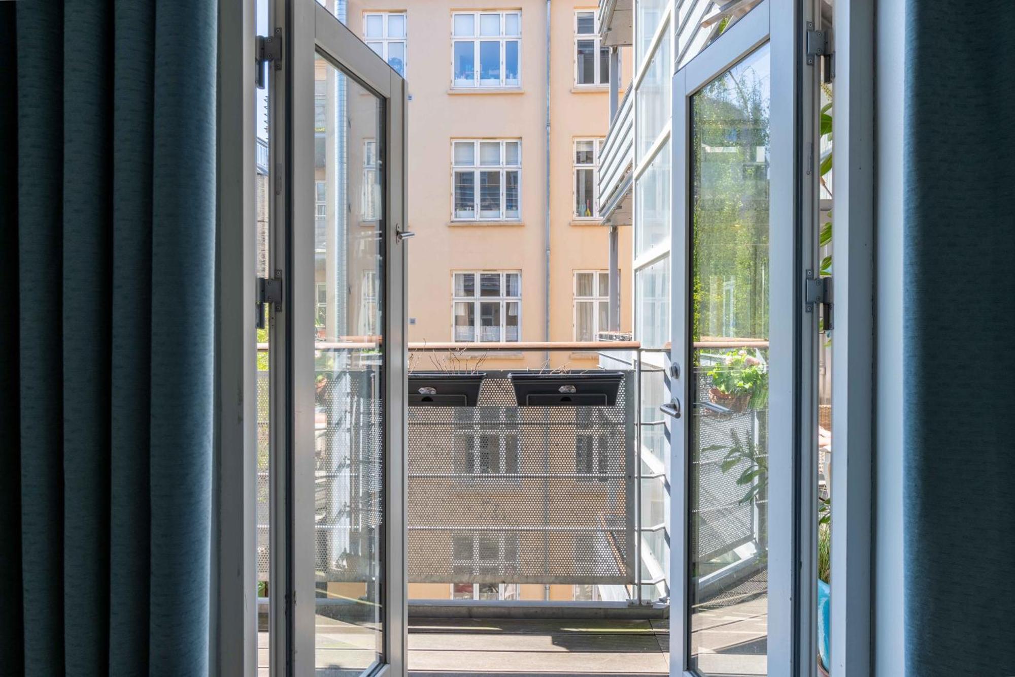 New Charming Apt In City Center Копенхаген Екстериор снимка